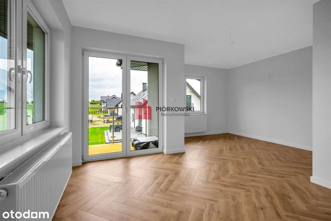 Nowoczesny dom w zabudowie bliźniaczej w Cekanowi-16