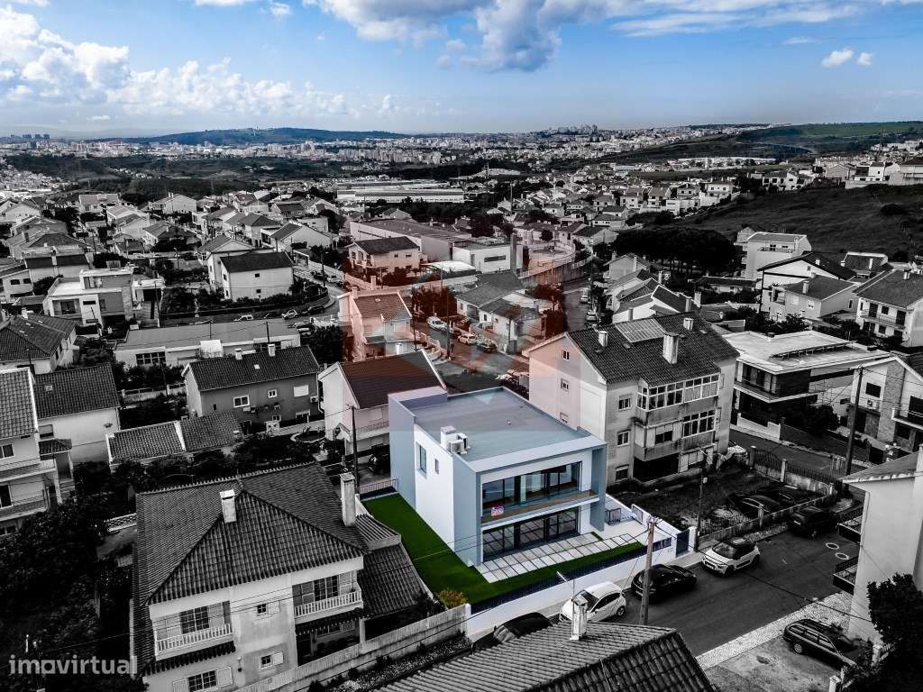 Moradia V5 nova no Bairro do Trigache em Famões-59