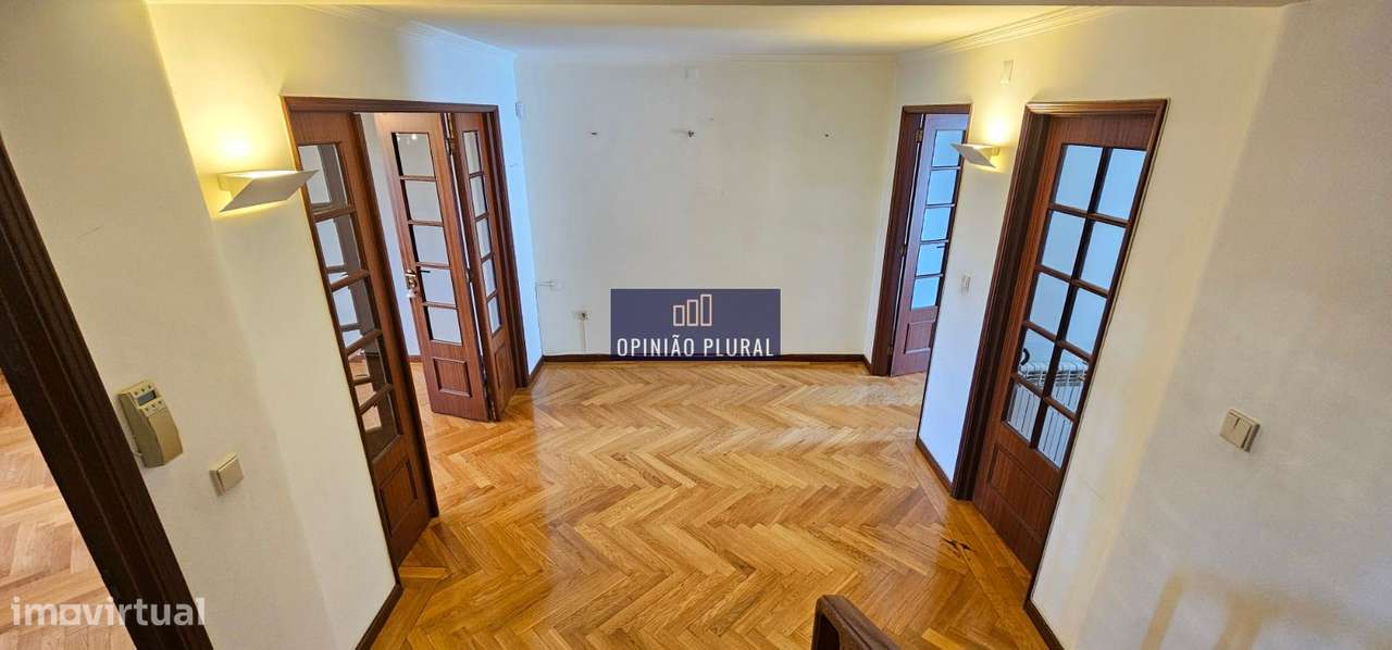 Moradia Tipologia T5 Independente com Conforto e Privacidade-11