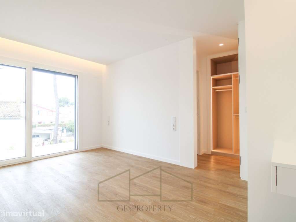 Moradia Isolada T3 com piscina pronta a escriturar na Aroeira-37