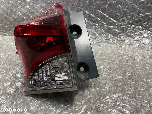 LAMPA TYŁ LEWA LED TOYOTA AURIS II LIFT KOMBI KOITO 02-353 - 4