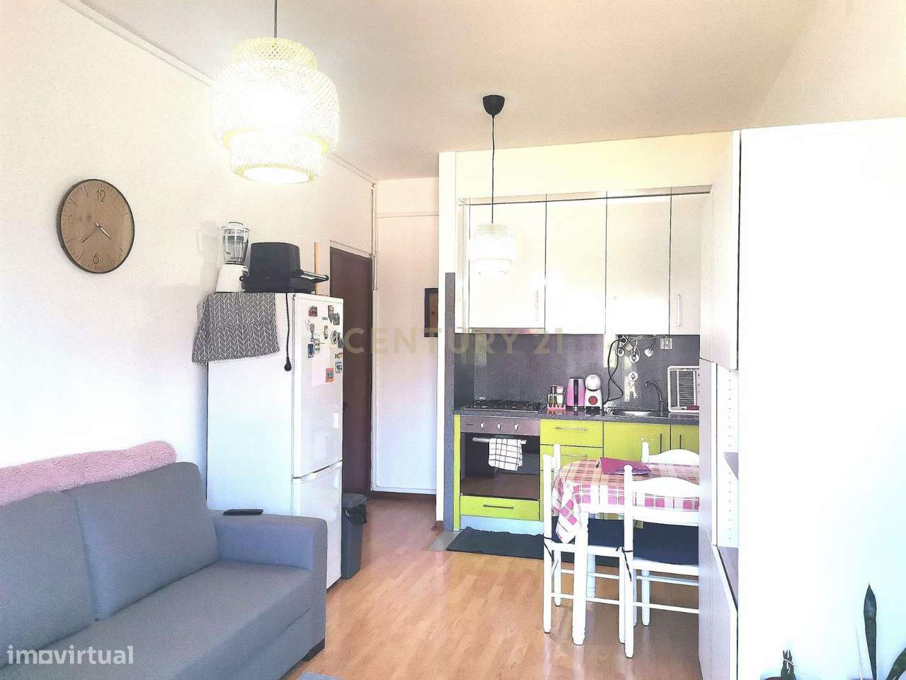 Apartamento T1 c/ garagem- Bairro de Celas - Grande imagem: 5/19