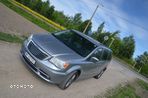 Chrysler Town & Country - 8