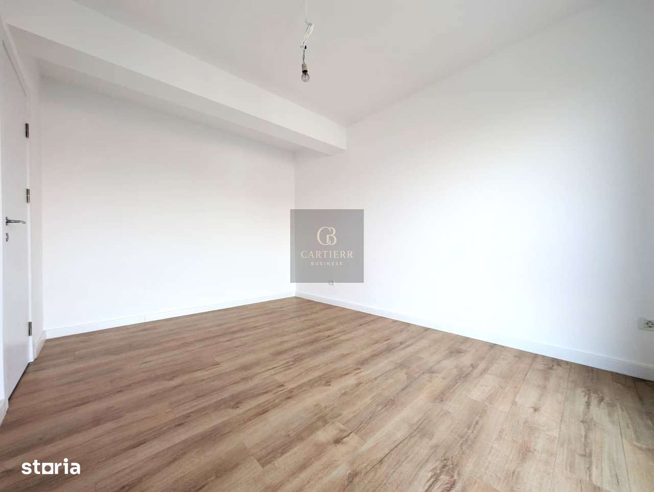 3 CAMERE | OZANA |  LOC DE PARCARE(OPȚIONAL) | COMISION 0-8