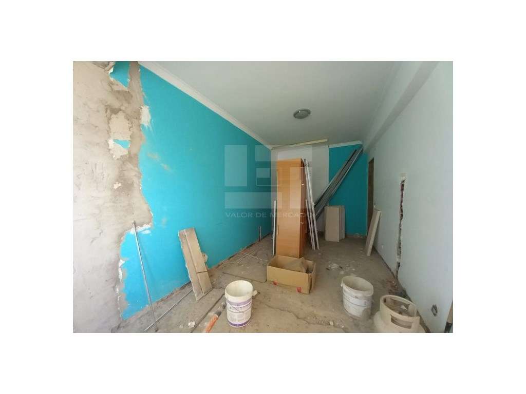 Apartamento T4 - Laranjeiro - Grande imagem: 5/12