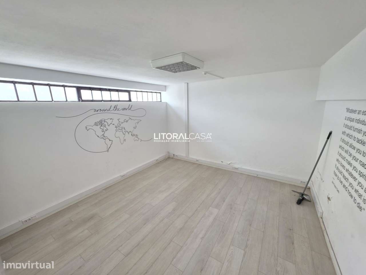 Loja para Comércio com 220 m2-14