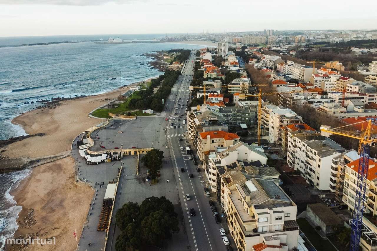 T1 com Garagem na Foz: Rua de Gondarém (Investimento) - Grande imagem: 2/20