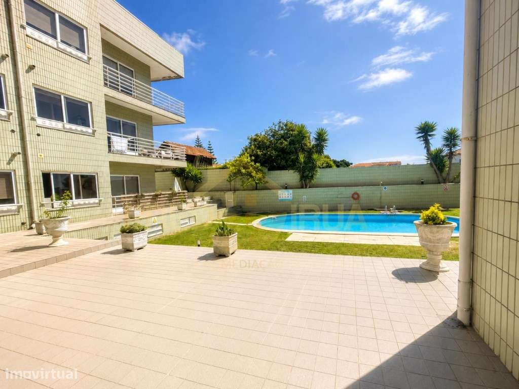 Excelente T2 em Arcozelo proximo a praia em condominio fechado com ...-0