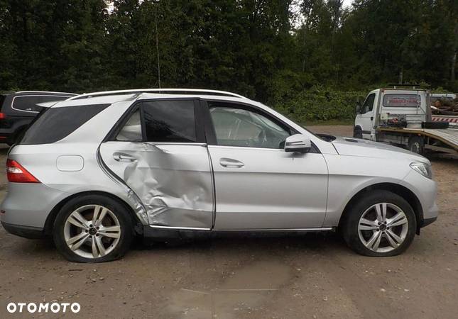 Mercedes-Benz ML 250 BlueTEC 4MATIC 7G-TRONIC - 12