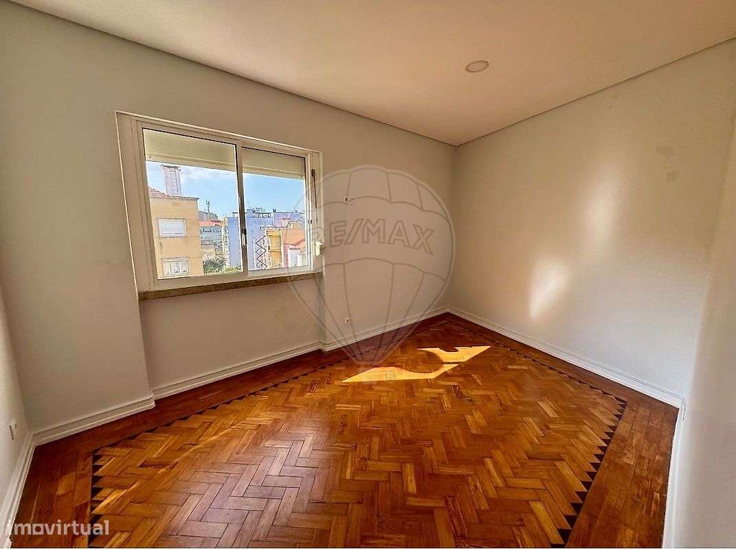 Apartamento T2 para arrendamento - Grande imagem: 5/10