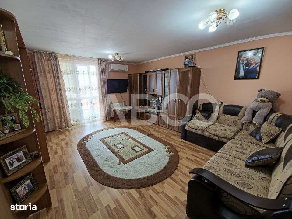 Apartament de vanzare decomandat 73mp 2 camere 2 bai terasa Terezian - Imagine principală: 2/11