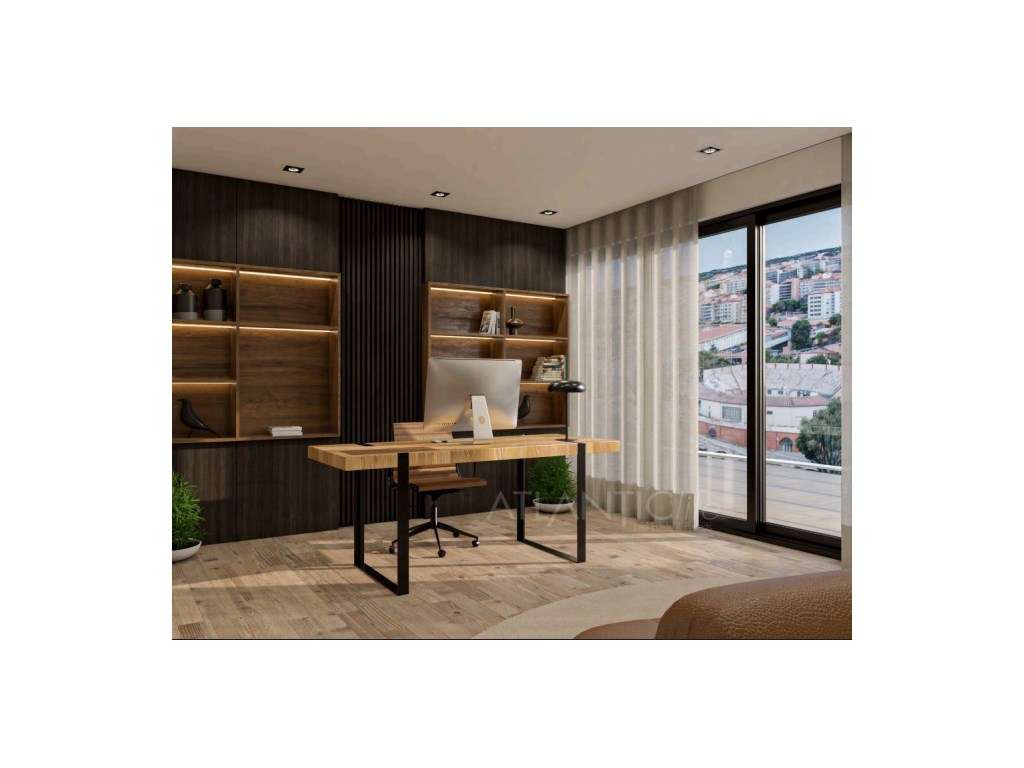 Apartamento T5 Novo No Montijo