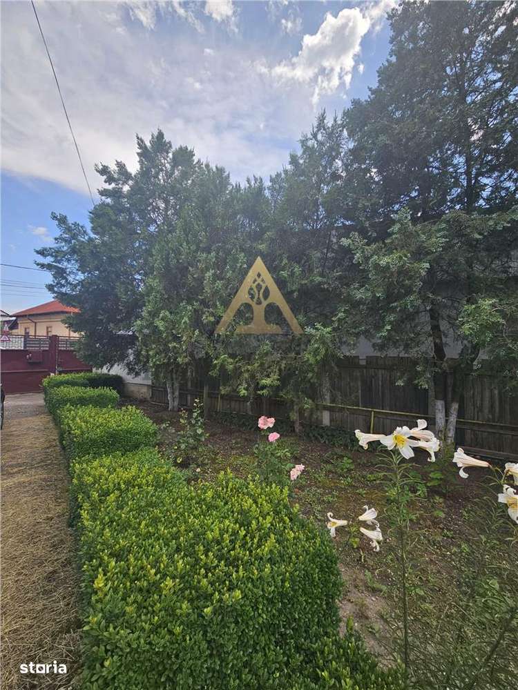 CASA SI TEREN DE VANZARE TG.OCNA IN EXCLUSIVITATE - Imagine principală: 2/10