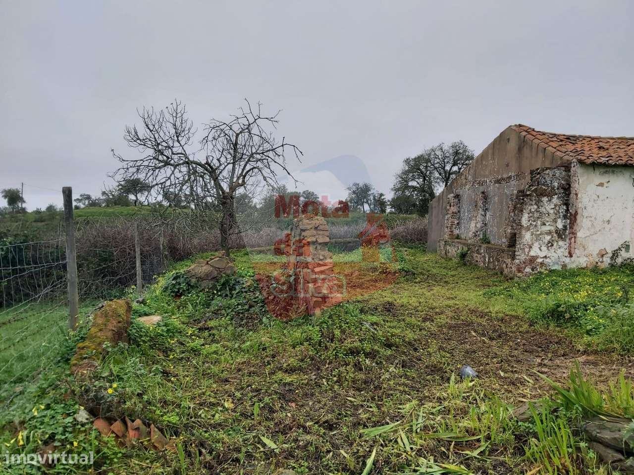 Terreno urbano com ruína em São Francisco da Serra - Grande imagem: 5/8