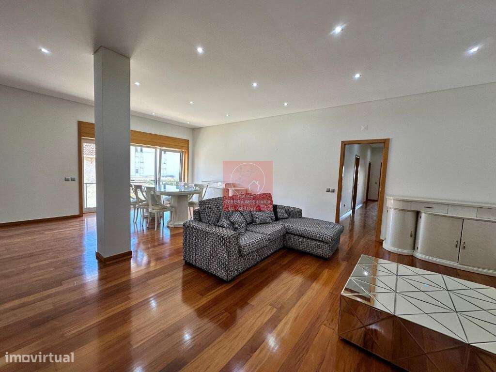 PARA VENDA | APARTAMENTO T4 MOBILADO | PÓVOA DE VARZIM-3