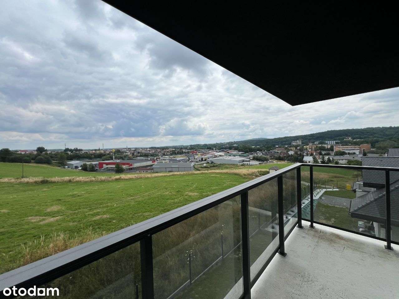 Mieszkanie 4 pokoje. - Pełny obrazek: 4/8