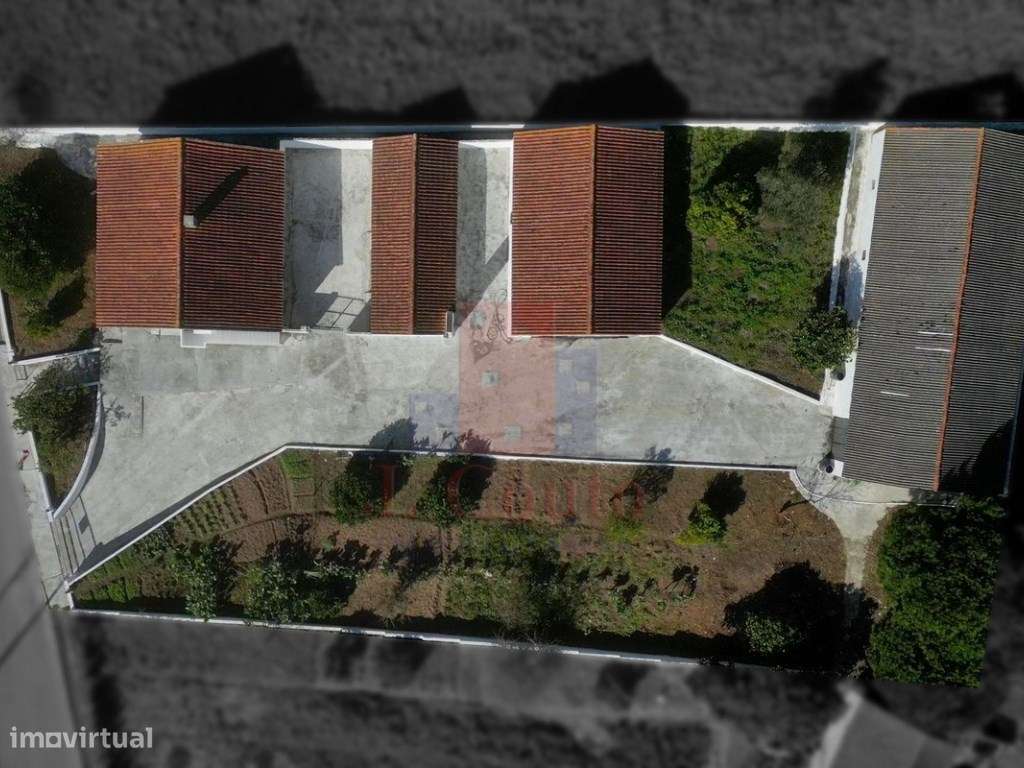 Moradia T3 em São Clemente, Alvorninha-33