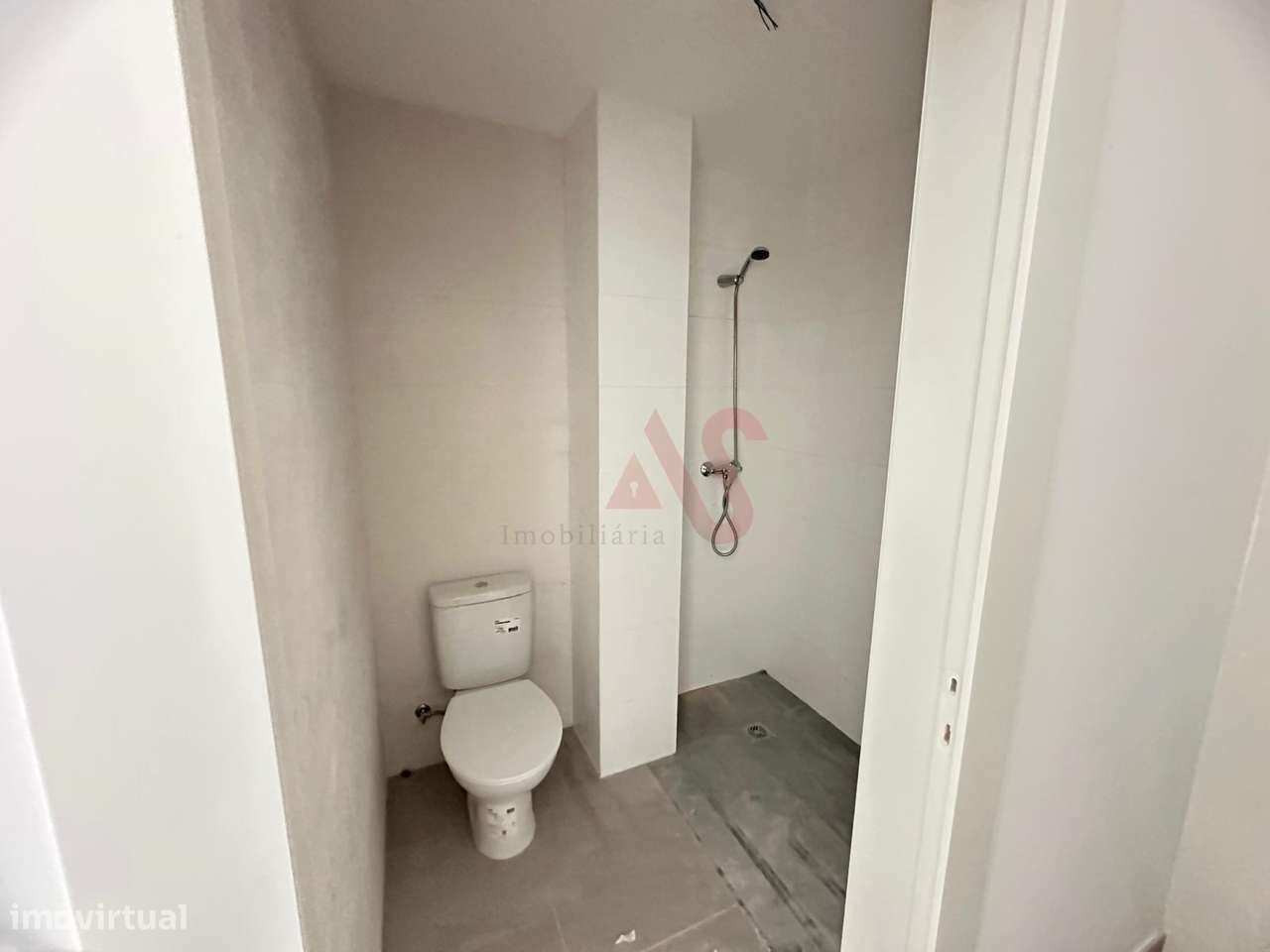 Loja com 83,10 m2 em Pedome, Vila Nova de Famalicão - Grande imagem: 4/13