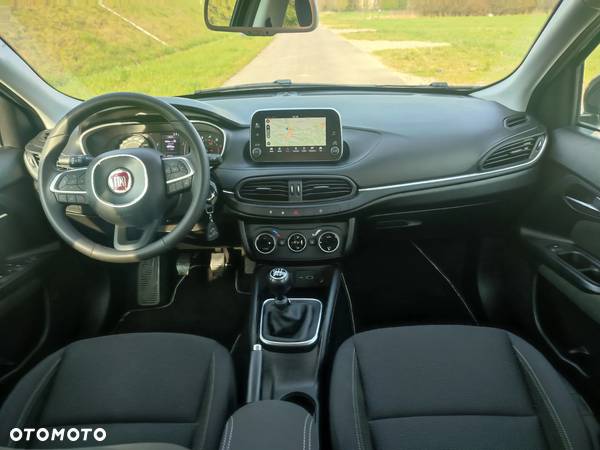 Fiat Tipo 1.4 T-Jet 16v Lounge - 11