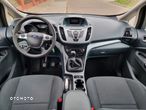 Ford Grand C-MAX - 35