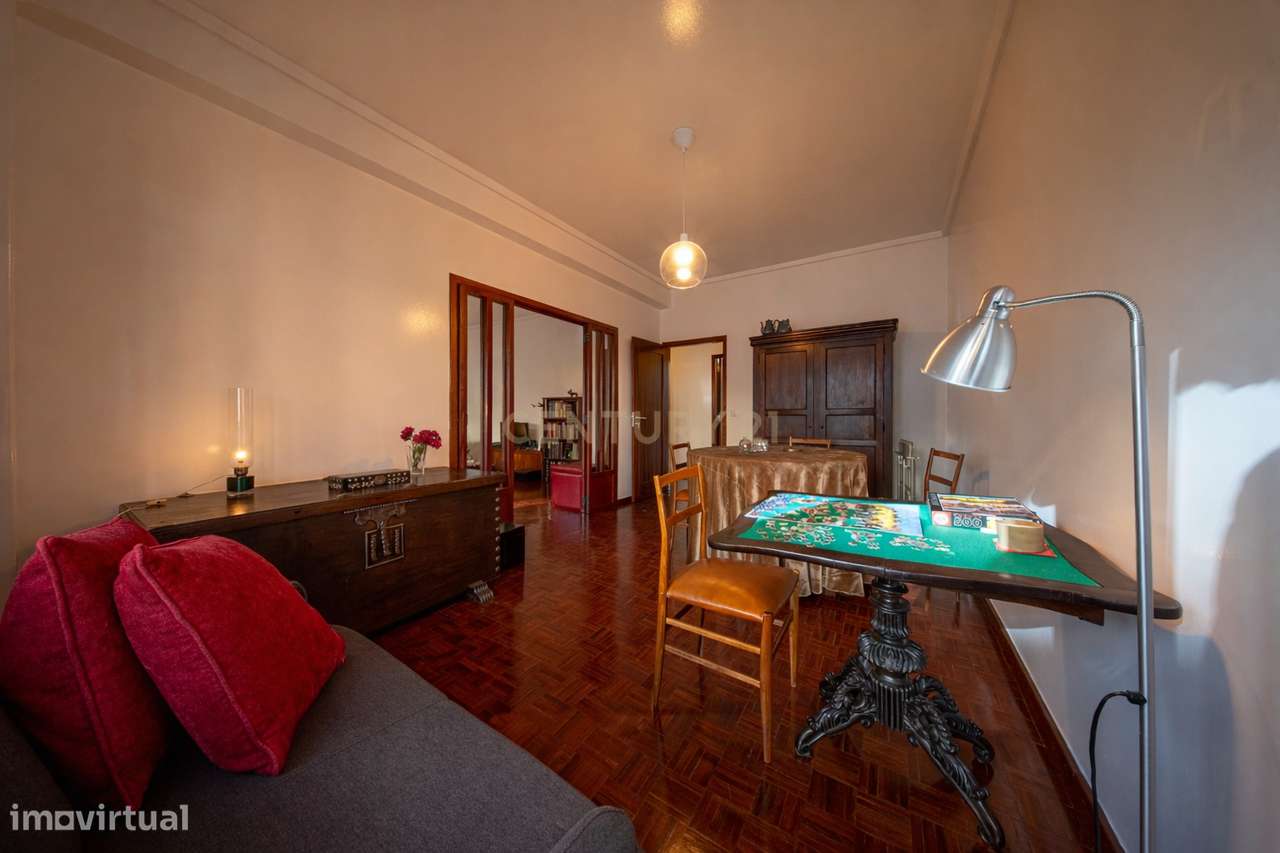 T5 remodelado | 200 m² | Elevador | Prédio em Betão | Campo Pequeno |-8