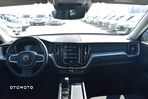 Volvo XC 60 B4 B Momentum - 19