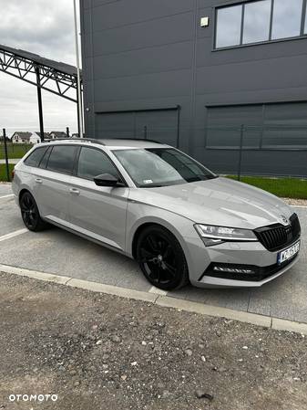 Skoda Superb 2.0 TDI SCR 4x4 Sportline DSG - 3