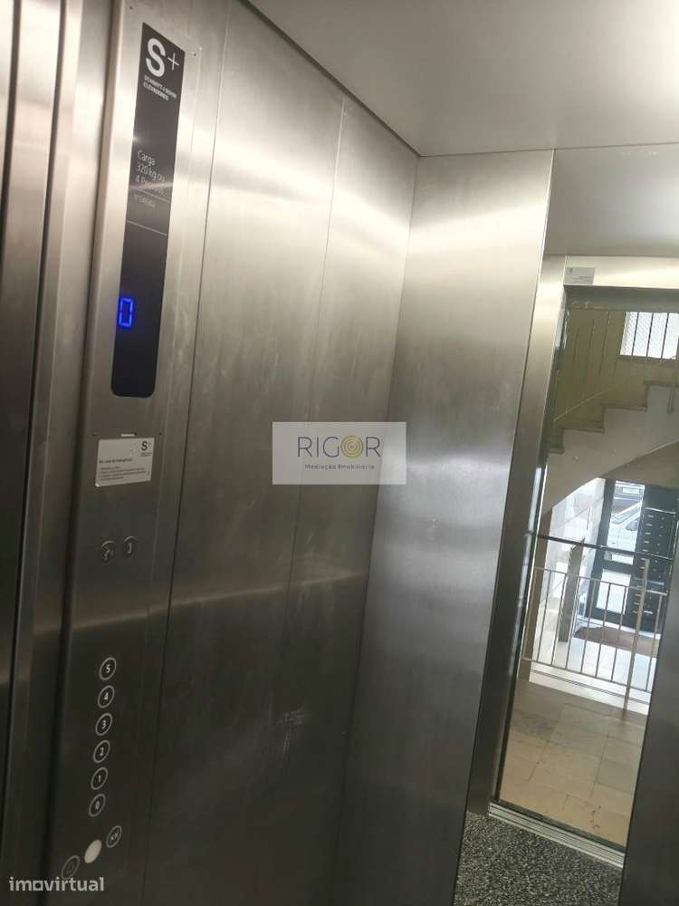 Apartamento T2 + 1 Matosinhos Sul-11
