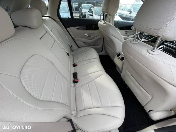 Mercedes-Benz GLC 250 d 4Matic 9G-TRONIC - 6