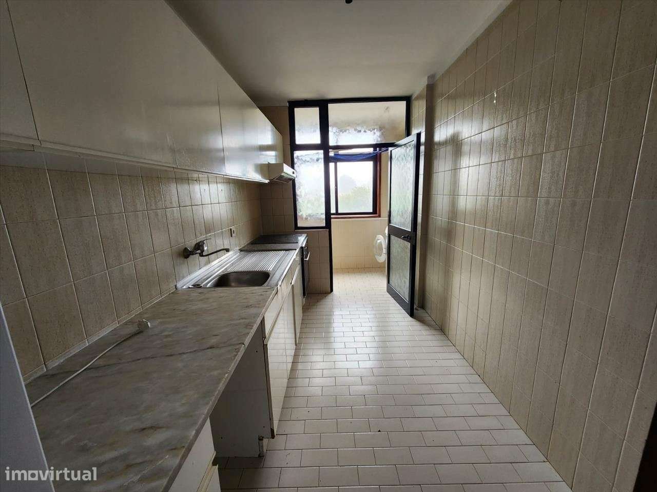 Apartamento T2 situado em Vilar do Paraíso, - Grande imagem: 3/17