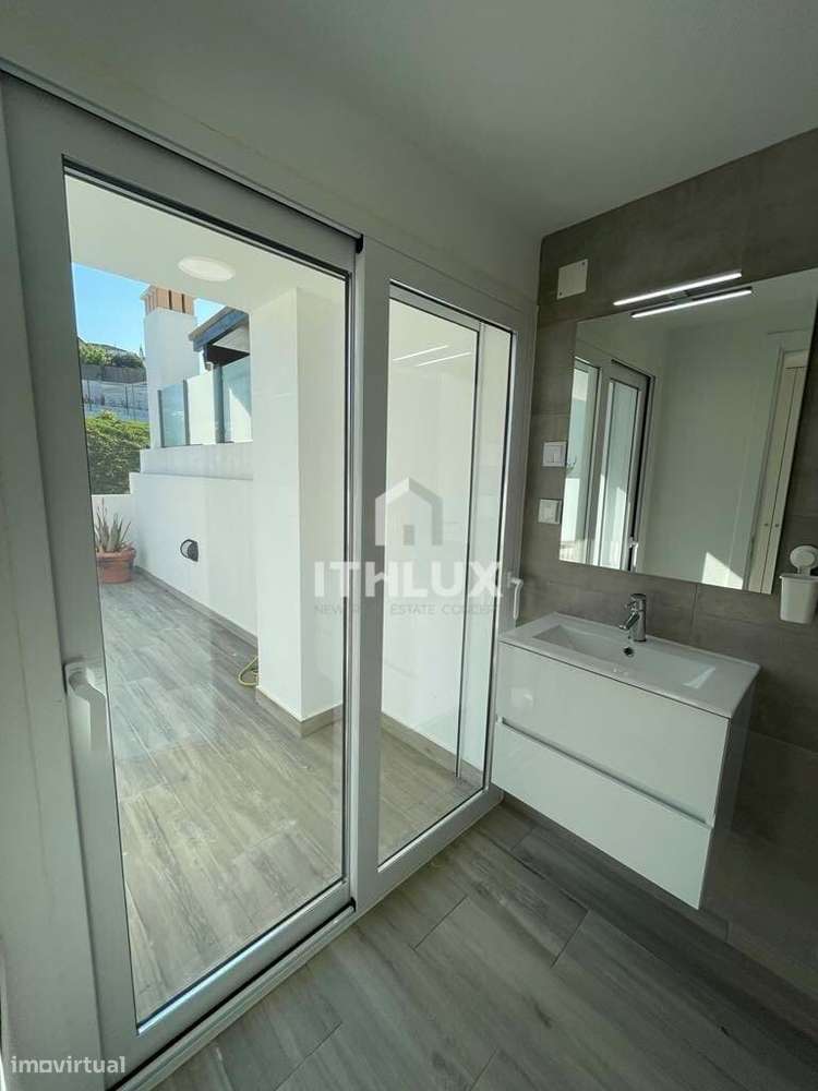 Excepcional Moradia Contemporânea 3+2, em Tavira-30