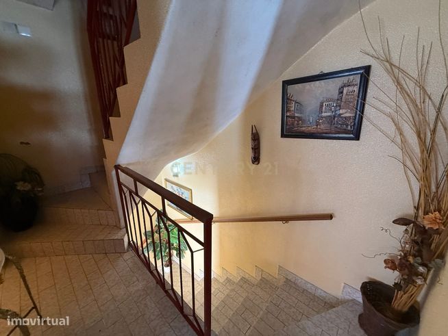 PRÉDIO T4 CENTRO HISTÓRICO Bragança - 249.000€-1