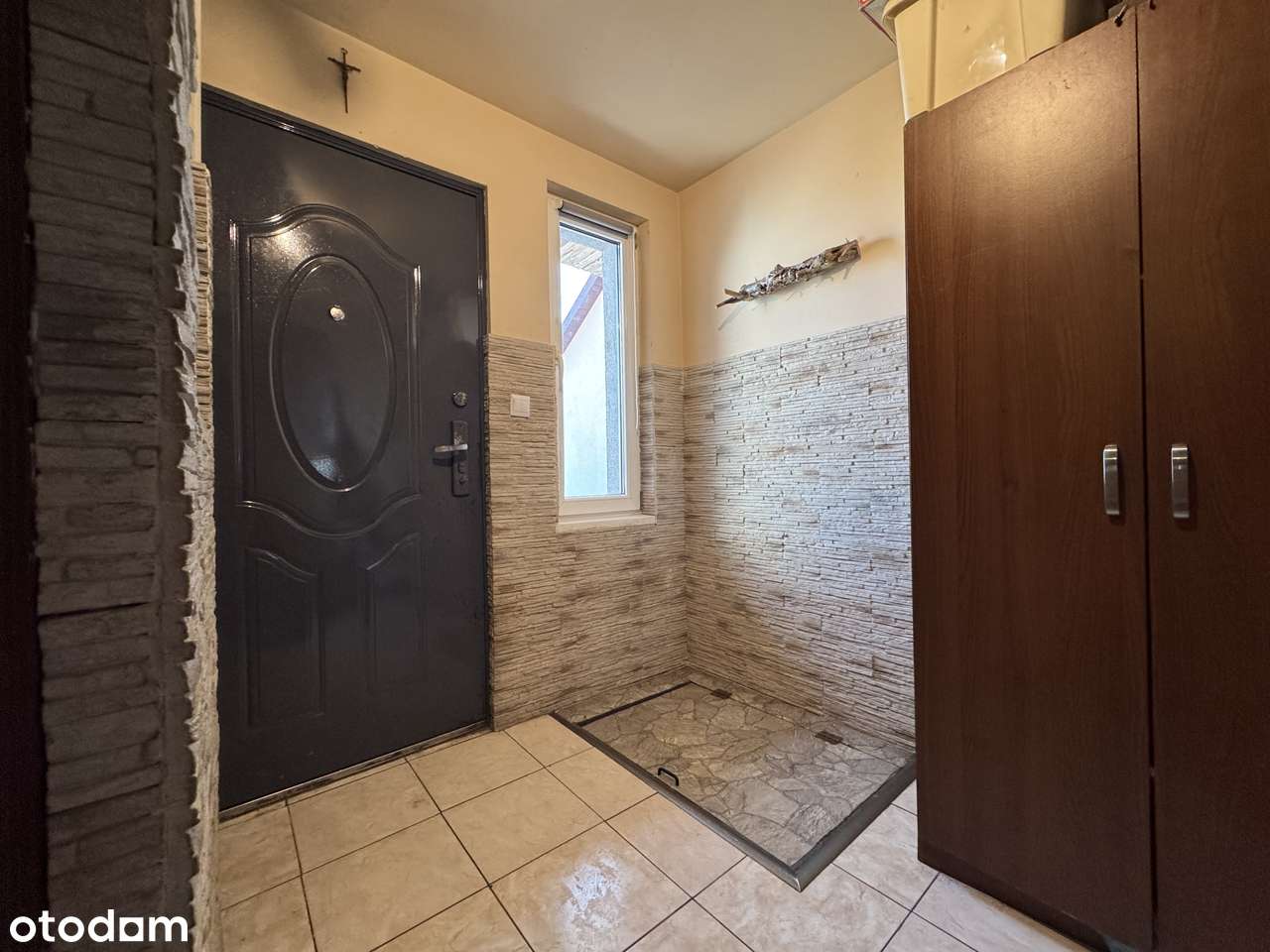 Dom 67m2,działka 450m2, wiata na 2 auta,  we wsi blisko Luborzyca-9