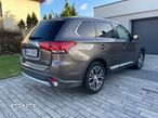 Mitsubishi Outlander - 22