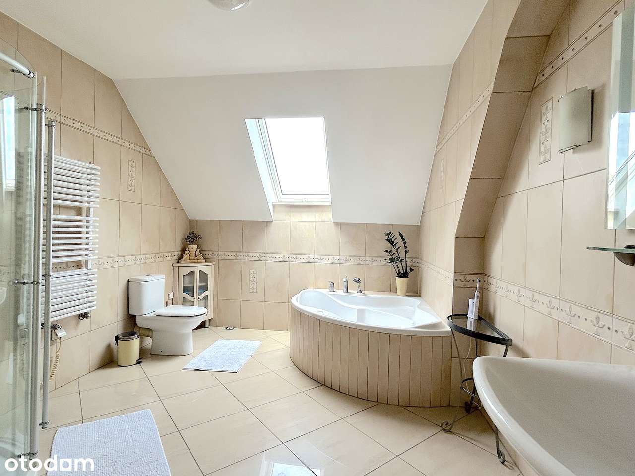 Atrakcyjny i zadbany dom w sąsiedztwie Gocławia / Bez prowizji-7