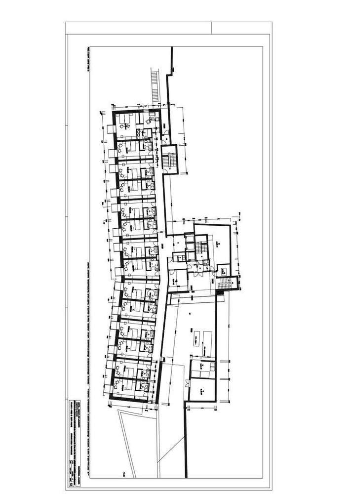 Loja / Estabelecimento Comercial T42 em Lamego (Almacave e Sé) de 3348 - Grande imagem: 5/27