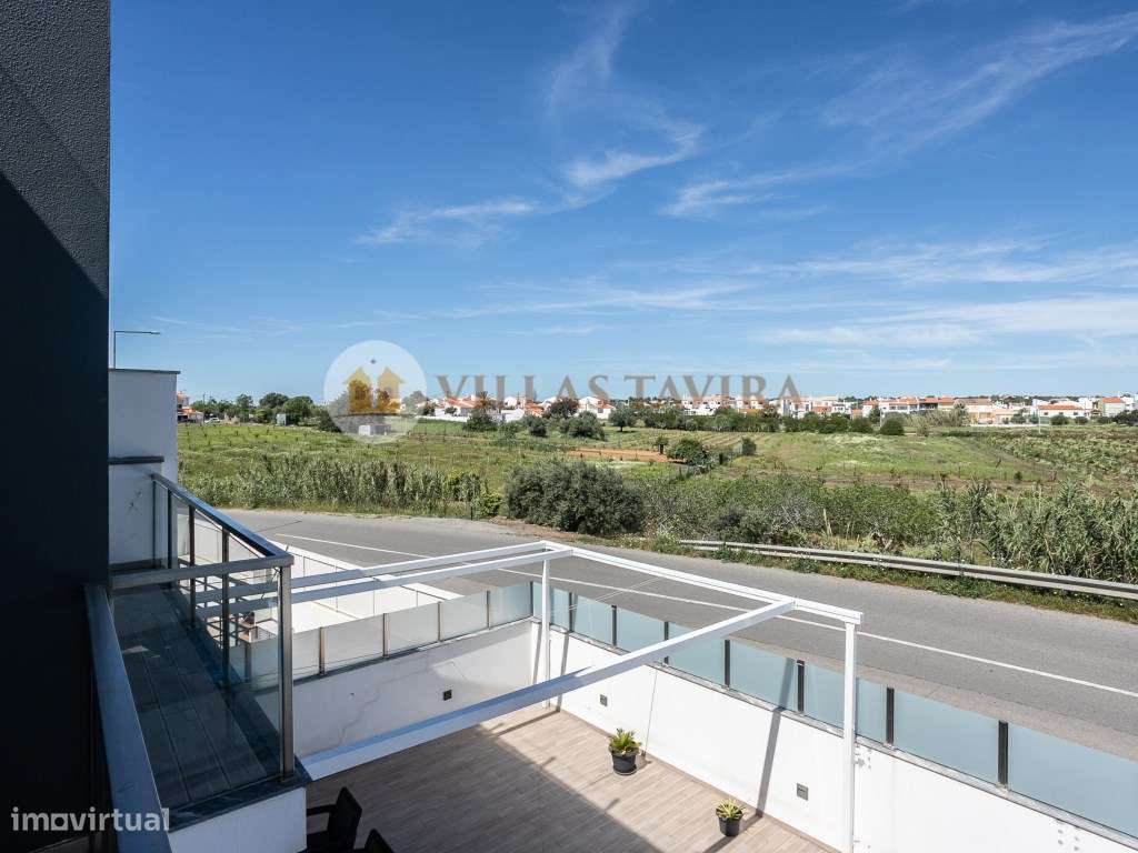 Moradia T3- Terraços- Garagem- Cave-34