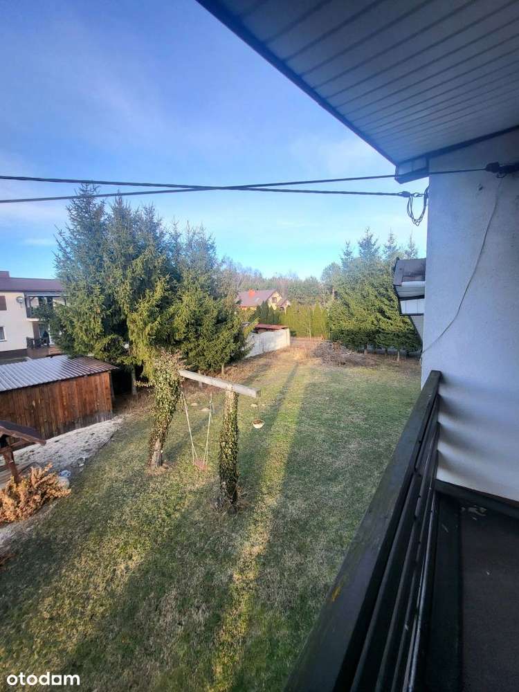 Piękny dom z dużą działką w Ostrowcu Świętokrzyski-18