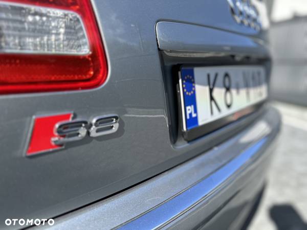 Audi S8 5.2 FSI Quattro - 15