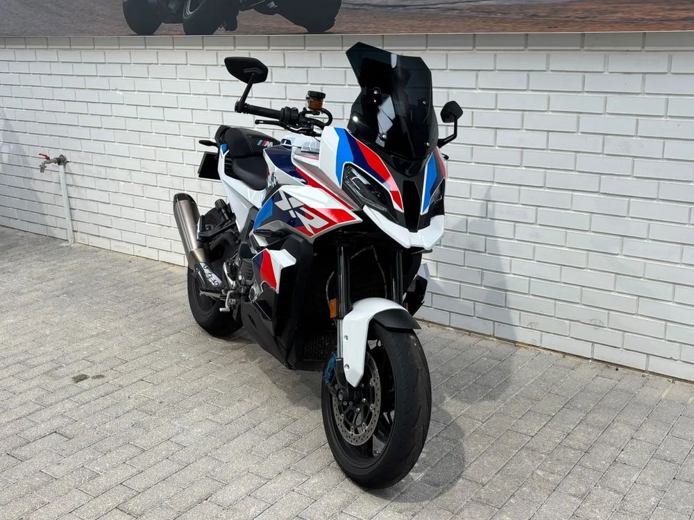 BMW M 1000 XR