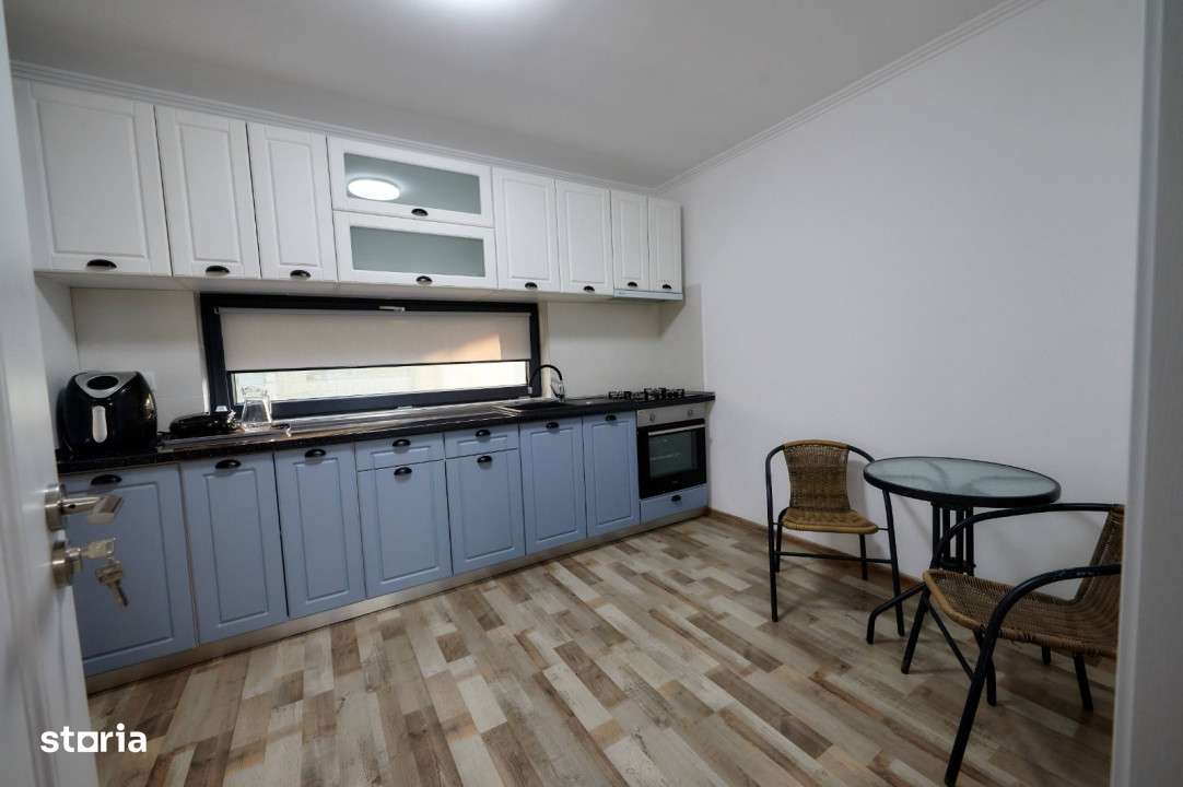 Casa parter si mansarda in zona Garii, Vaslui-7