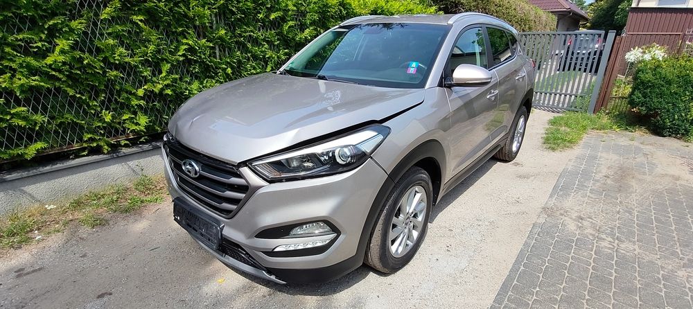 Hyundai Tucson III (2015-2020) blue 1.7 CRDi 2WD DCT Passion Plus 2016