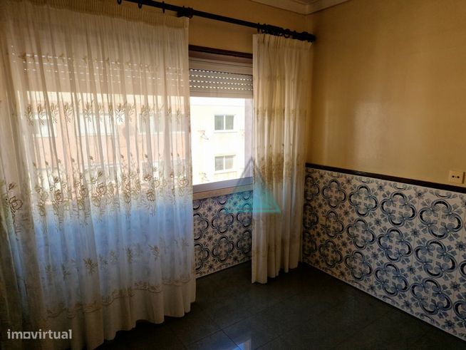 T3 Pontinha * * oportunidade * * Excelente Localização * * REMODELADO-13