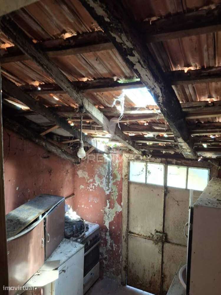CASA TÉRREA NA ZONA DA LIXA, FELGUEIRAS, PORTO - Grande imagem: 3/6
