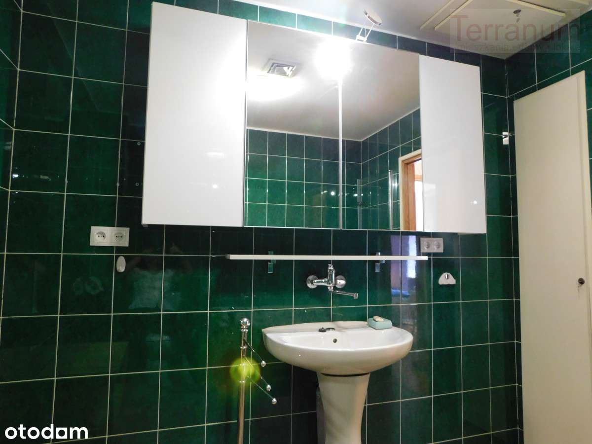 Jachranka - uroczy dom na dużej działce-16