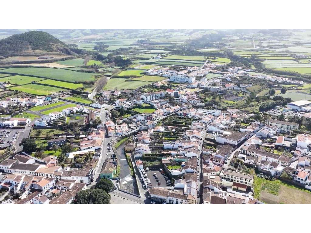 Apartamento Duplex no Centro da Ribeira Grande, Ilha de São Miguel-26