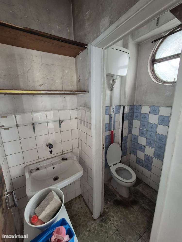 Loja para venda na Ajuda – Boa oportunidade de investimento!-13