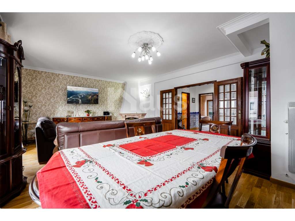 Moradia T2 mobilada com logradouro - Grande imagem: 4/24