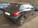 Far dreapta Peugeot 208 2012 HATCHBACK 1.6 HDI - 5