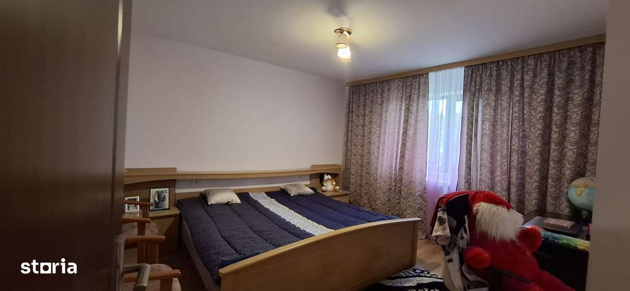 Vila cu Priveliște la Lacul Siutghiol-Spațiu Ideal pentru Două Familii - Imagine principală: 5/20